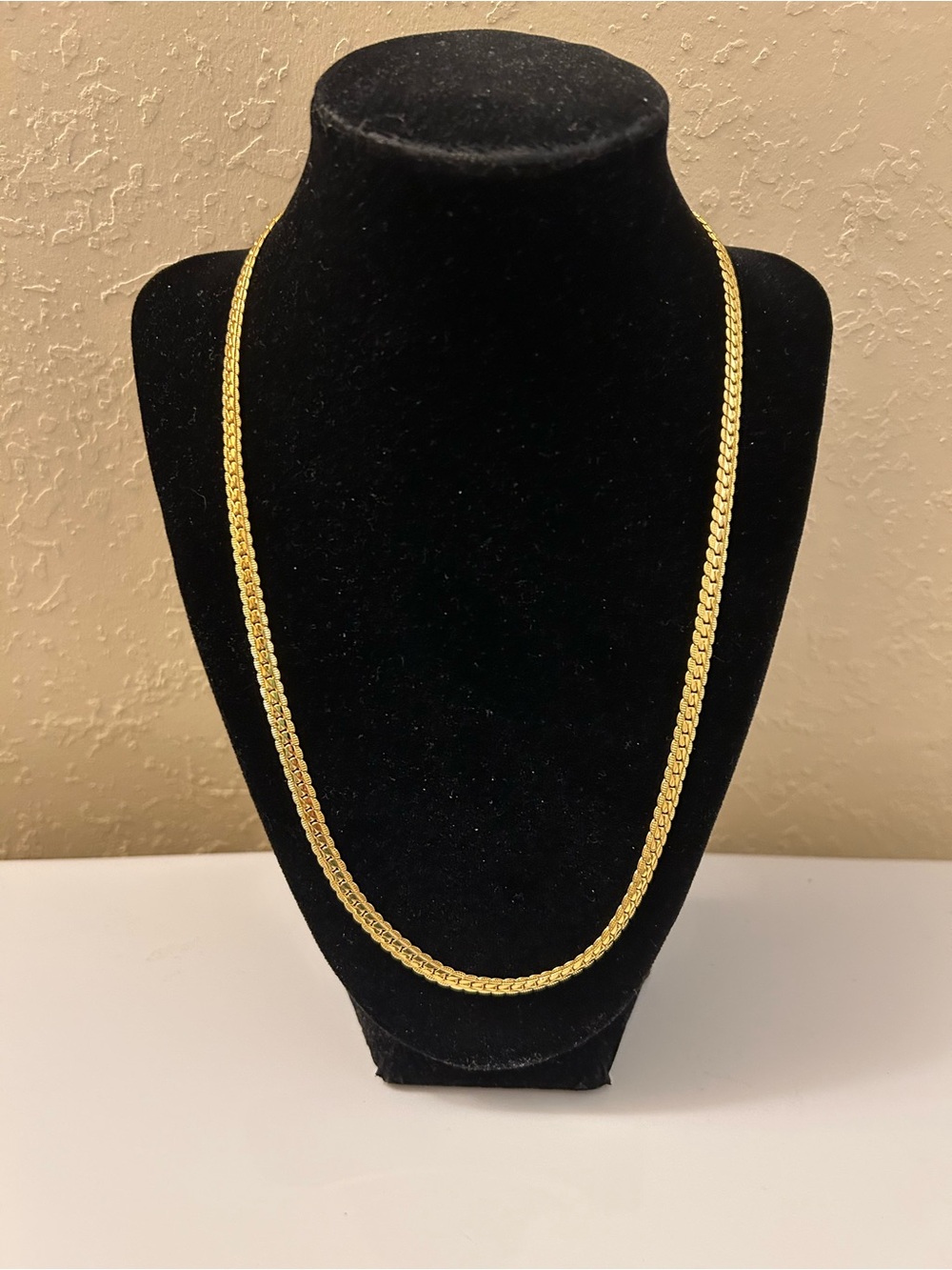 18K Gold Plated Women's Chain Necklace - Classic Link Design